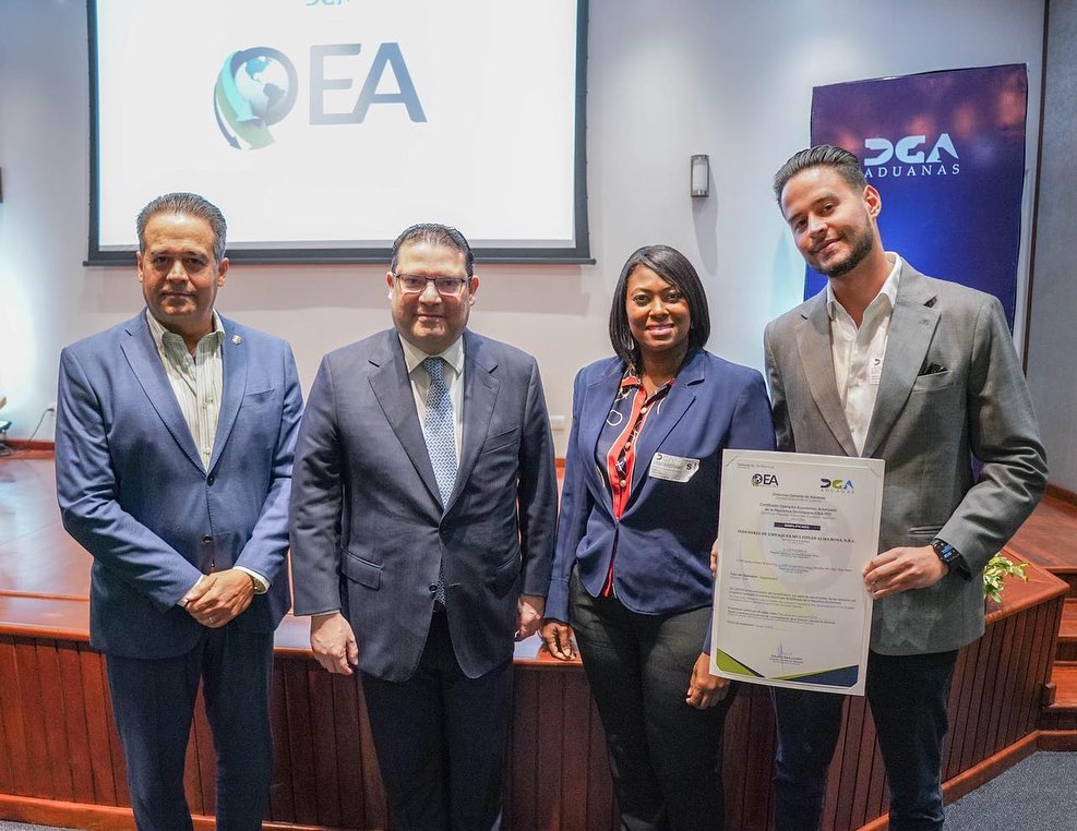 ¡Estamos Certificados! Somos Operador Económico Autorizado